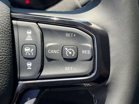 New 2026 RAM 3500 Limited AWD/4WD image 18