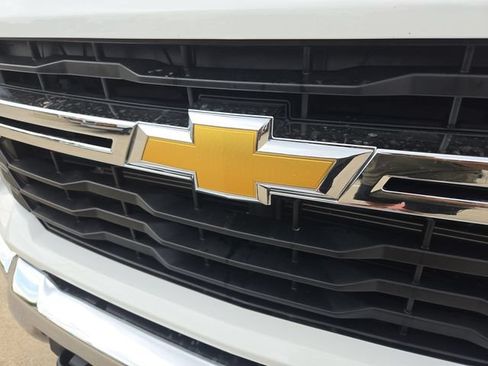Used 2026 Chevrolet Silverado 2500 LT AWD/4WD image 28