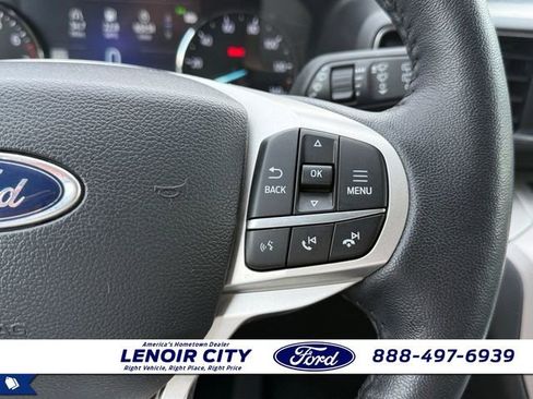 Used 2023 Ford Explorer XLT w/ Equipment Group 202A AWD/4WD image 21