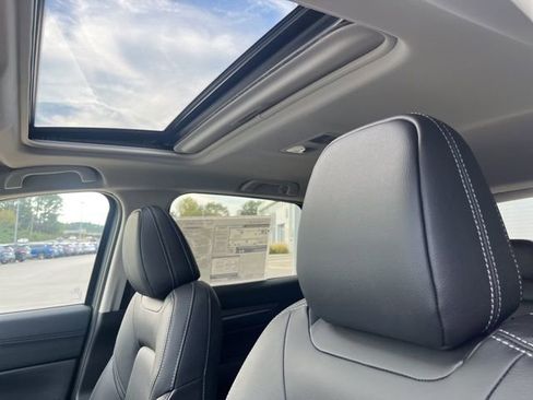 New 2025 MAZDA CX-5 AWD 2.5 S w/ Premium Plus Pkg image 31