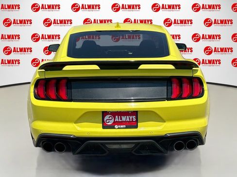 Used 2021 Ford Mustang GT Premium w/ GT Performance Package RWD image 7