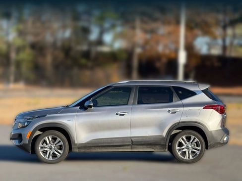 Used 2021 Kia Seltos S image 8