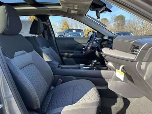 New 2026 Nissan Kicks SV w/ SV Premium Package image 10