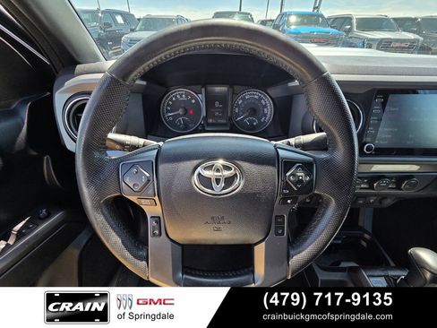 Used 2021 Toyota Tacoma TRD Sport w/ Technology Package RWD image 14