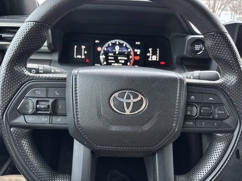 Used 2024 Toyota Tacoma TRD Sport image 23