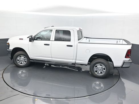 New 2026 RAM 2500 Tradesman AWD/4WD image 40