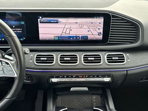 Used 2025 Mercedes-Benz GLE 450 4MATIC image 11