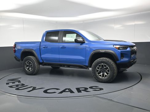 New 2026 Chevrolet Colorado ZR2 w/ Technology Package image 2