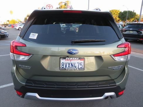 Used 2021 Subaru Forester Touring w/ Popular Package #2 image 9