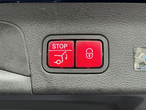 Certified 2022 Mercedes-Benz GLS 450 4MATIC image 26