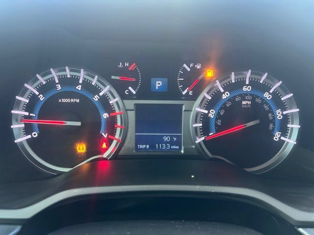 Used 2018 Toyota 4Runner SR5 Premium AWD/4WD image 12