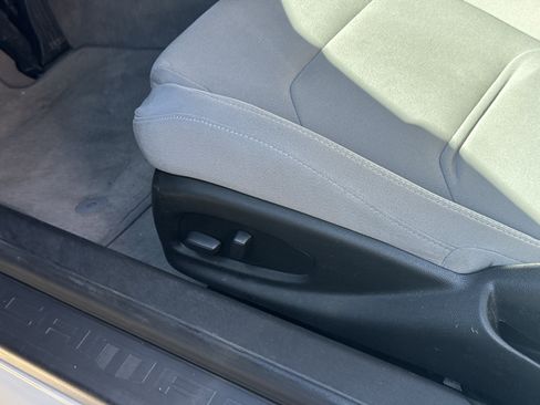 Used 2023 Chevrolet Camaro LT image 11