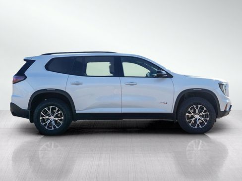 Used 2024 GMC Acadia AT4 w/ Luxury Package AWD/4WD image 6