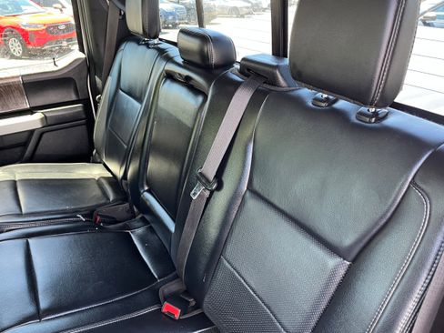 Used 2019 Ford F250 Lariat w/ Lariat Ultimate Package AWD/4WD image 14