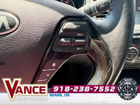 Used 2017 Kia Forte EX FWD image 28