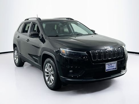Used 2022 Jeep Cherokee Latitude Lux AWD/4WD image 3