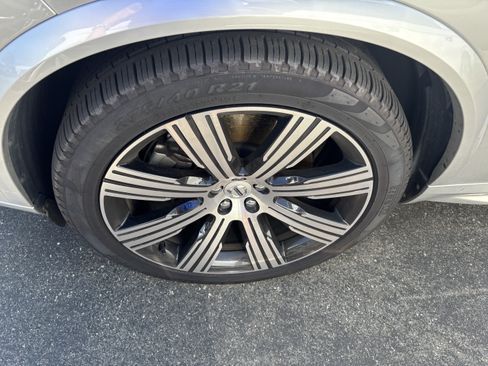 Used 2022 Volvo XC90 T8 Inscription w/ Advanced Package AWD/4WD image 26