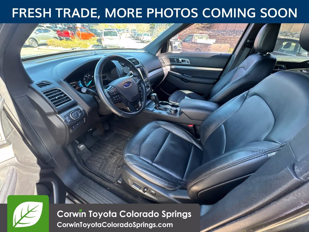 Used 2018 Ford Explorer XLT w/ Equipment Group 202A AWD/4WD image 12