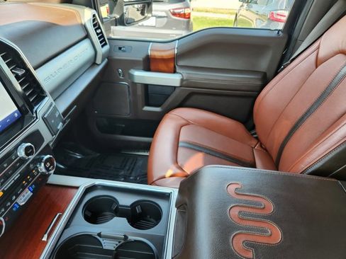 Used 2022 Ford F250 King Ranch w/ Chrome Package image 15