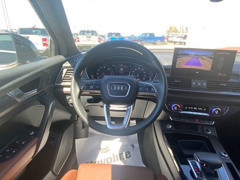 Used 2024 Audi Q5 2.0T Premium w/ Convenience Package image 10
