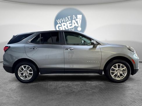 Used 2023 Chevrolet Equinox LT AWD/4WD image 2