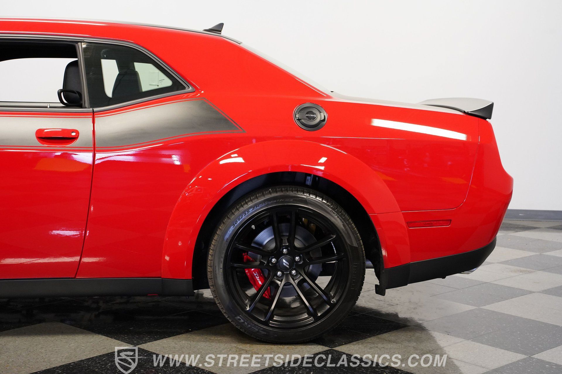 Used 2022 Dodge Challenger R/T Scat Pack RWD image 25