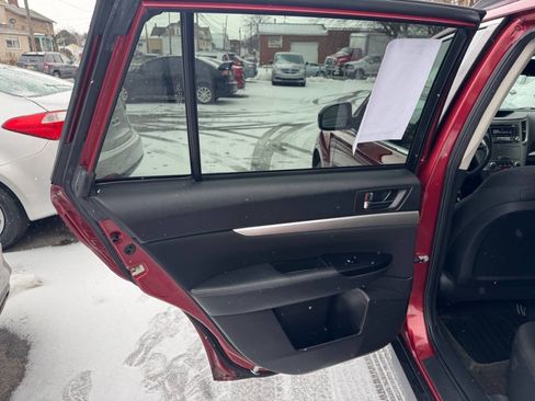 Used 2013 Subaru Outback 2.5i Premium image 12