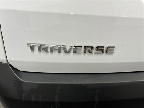 Certified 2023 Chevrolet Traverse LT image 31
