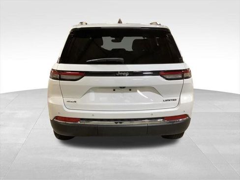 Certified 2023 Jeep Grand Cherokee Limited AWD/4WD image 7