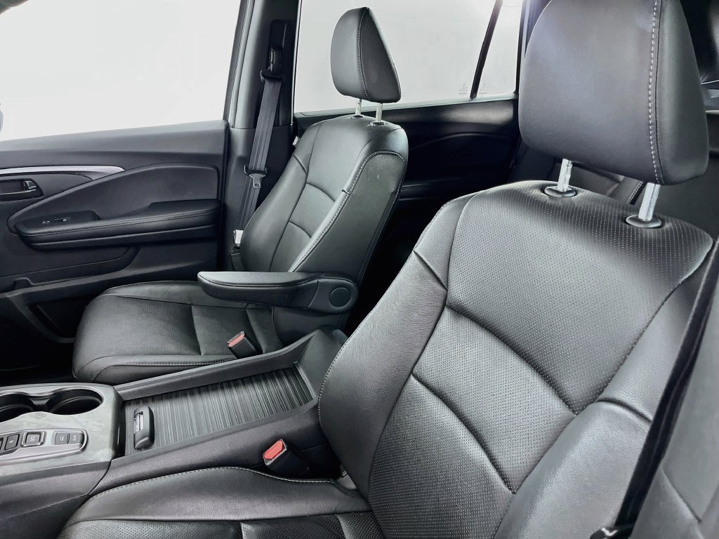 Used 2023 Honda Passport EX-L image 27