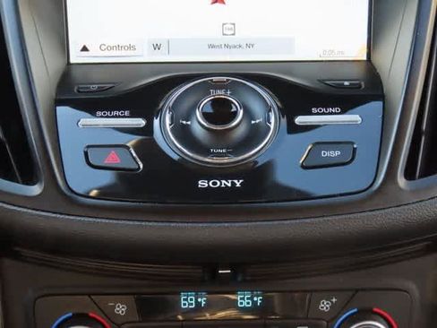 Used 2018 Ford Escape Titanium w/ Ford Safe & Smart Package image 23