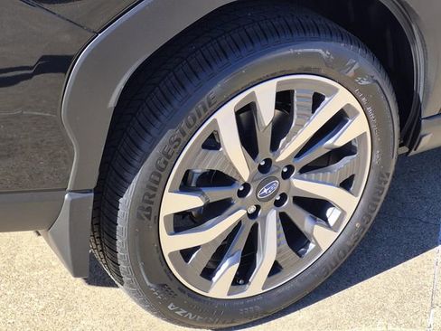 New 2025 Subaru Forester Touring image 5