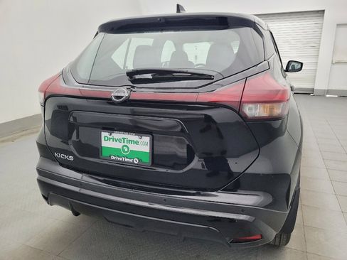 Used 2024 Nissan Kicks S FWD image 7