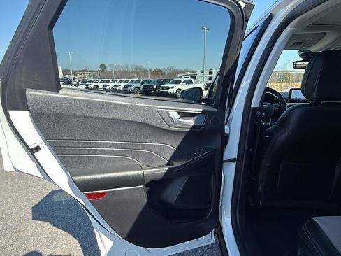 Used 2022 Ford Escape Titanium w/ Titanium Elite Package image 22