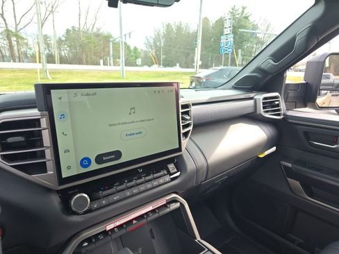 New 2026 Toyota Tundra Platinum w/ TRD Off-Road Package image 11