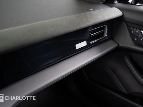 Used 2025 Porsche Taycan Turbo GT image 31