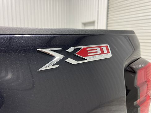 New 2025 GMC Sierra 2500 SLT w/ Texas SLT Premium Package image 33