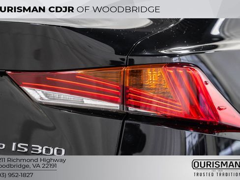 Used 2019 Lexus IS 300 AWD w/ Navigation Package image 9