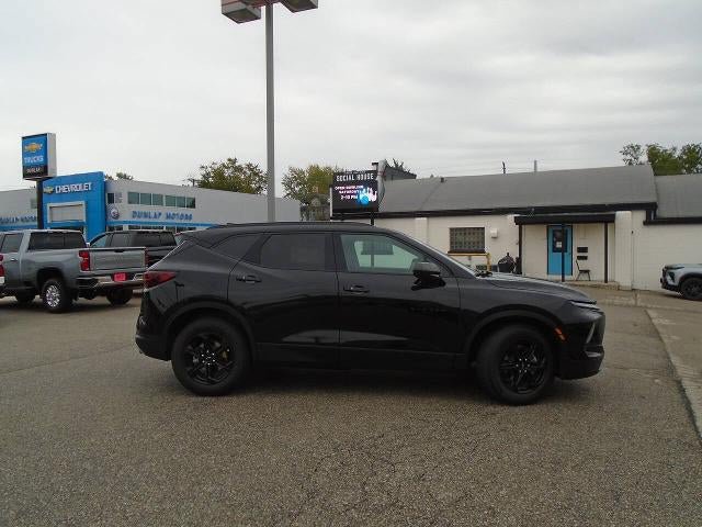 Certified 2025 Chevrolet Blazer LT w/ Convenience Package AWD/4WD image 5