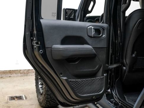 Used 2025 Jeep Wrangler Unlimited Rubicon 392 image 71