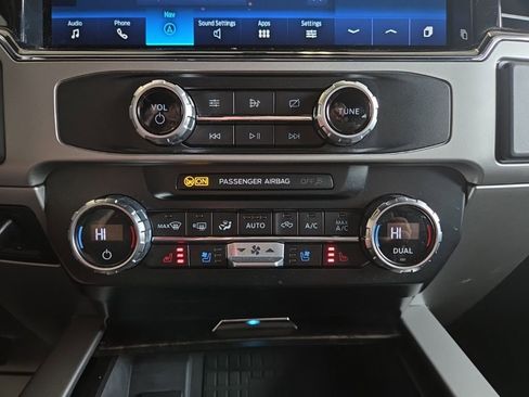 Used 2022 Ford F250 Lariat w/ Tremor Off-Road Package AWD/4WD image 19