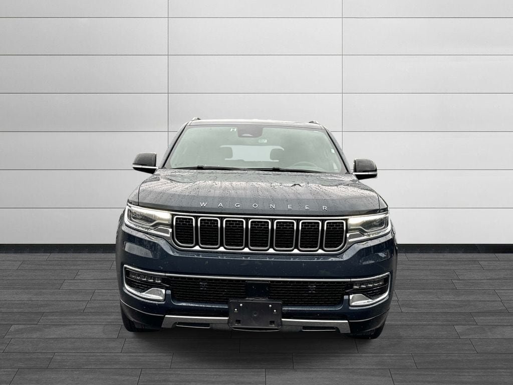 Used 2024 Jeep Wagoneer Series III AWD/4WD image 8