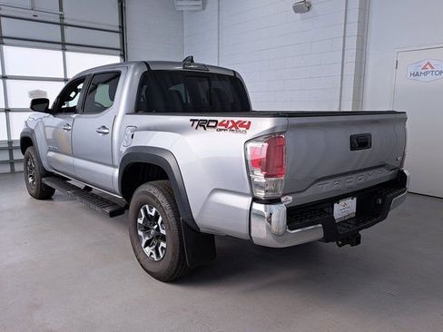 Used 2021 Toyota Tacoma TRD Off-Road AWD/4WD image 7