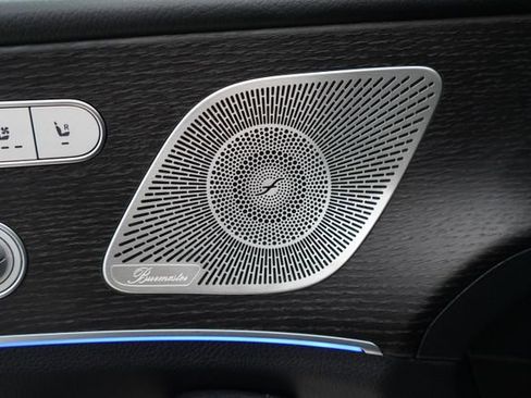 Used 2023 Mercedes-Benz GLS 450 4MATIC image 10