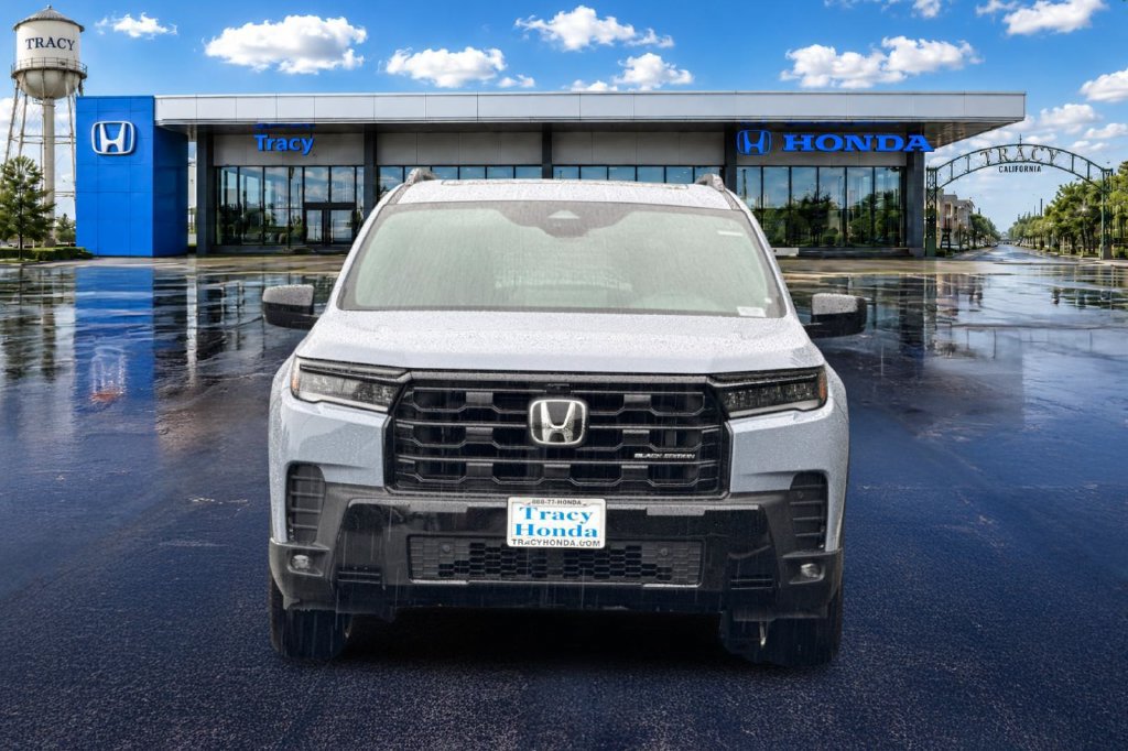 Used 2026 Honda Pilot Black Edition image 16