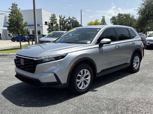 Used 2024 Honda CR-V LX image 9