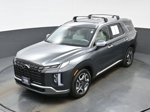 Used 2023 Hyundai Palisade Limited image 35