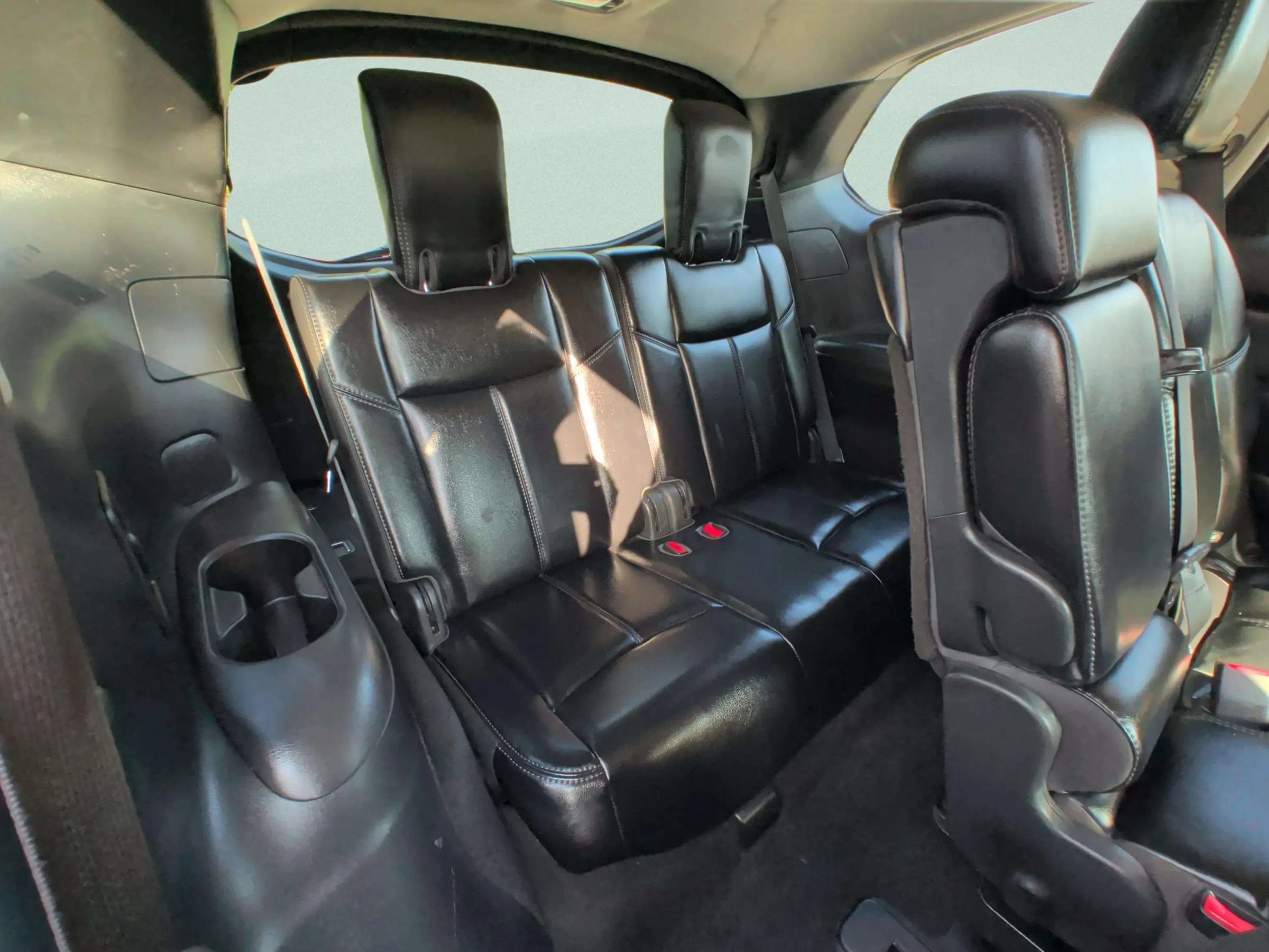 Used 2020 Nissan Pathfinder SL FWD image 37
