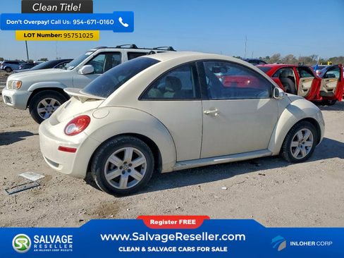 Used 2007 Volkswagen Beetle Coupe w/ Package 1 image 4