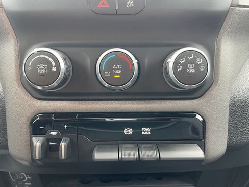 Used 2022 RAM 2500 Tradesman AWD/4WD image 21